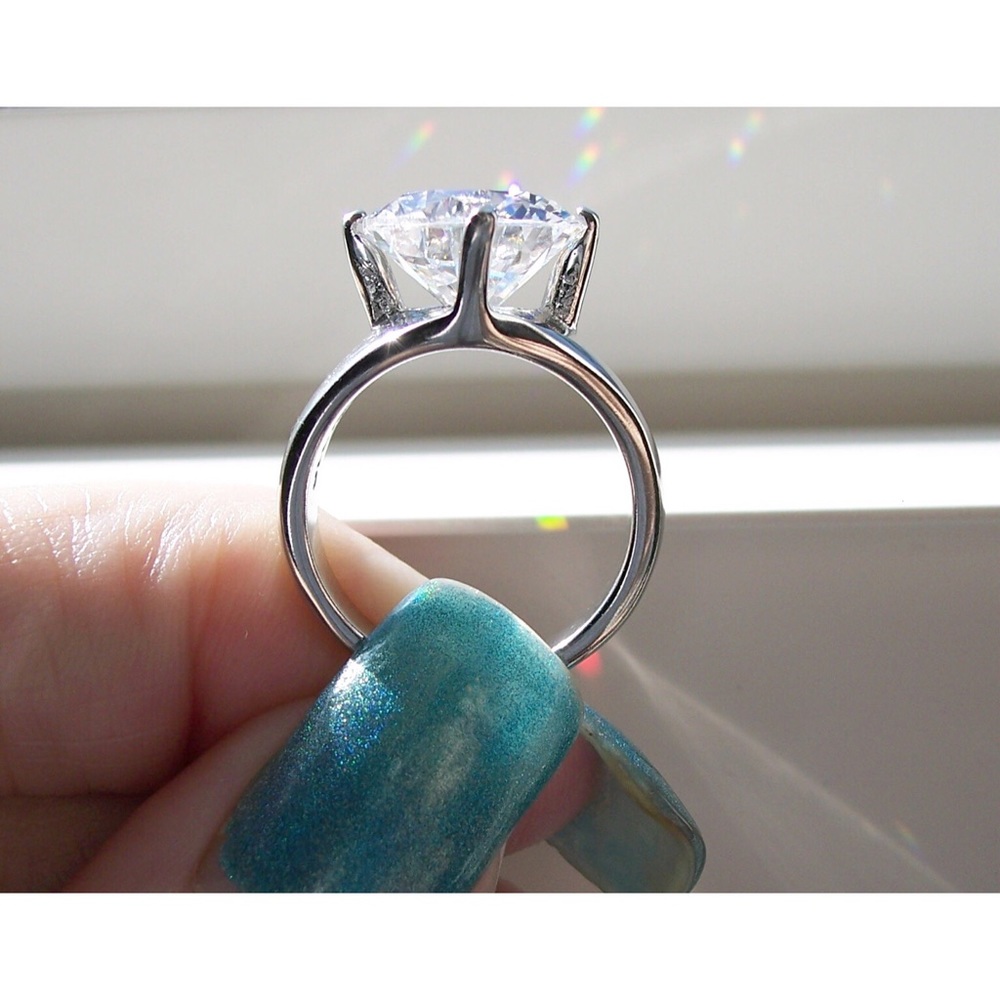 Round Cut Solitaire Cubic Zirconia Band Ring Stainless Steel - Picture 8 of 16